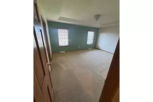 W5912 Blue Bonnet Dr, Appleton, WI 54915 - Photo 12