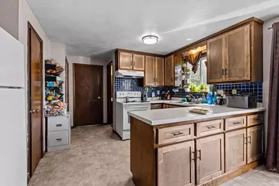 2401 E Calumet Street, Appleton, WI 54915 - Photo 12