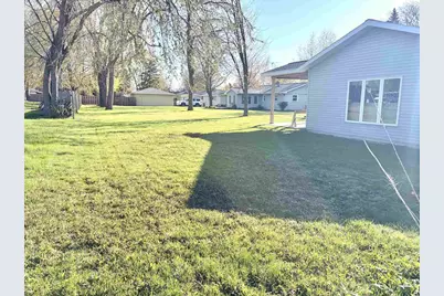 916 London Street, Menasha, WI 54952 - Photo 8