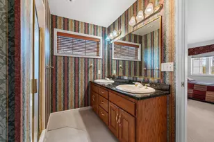1633 Twin Lakes Cir, Green Bay, WI 54311 - Photo 24
