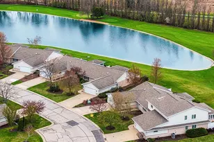 1633 Twin Lakes Cir, Green Bay, WI 54311 - Photo 4