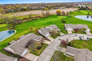 1633 Twin Lakes Cir, Green Bay, WI 54311 - Photo 2