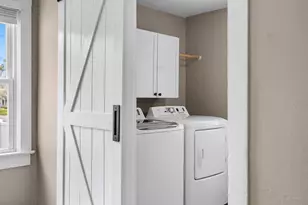933 Lawrence St, Appleton, WI 54914 - Photo 18
