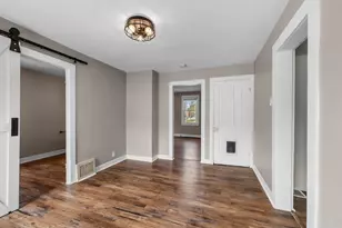933 Lawrence St, Appleton, WI 54914 - Photo 16