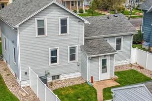933 Lawrence St, Appleton, WI 54914 - Photo 42