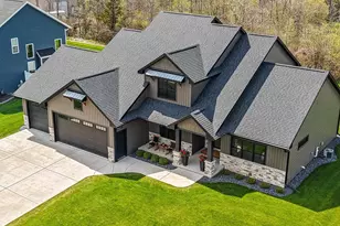2212 Goblet Ln, De Pere, WI 54115 - Photo 6