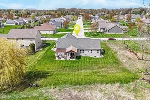 889 W Hubble Ln, Appleton, WI 54913 - Photo 46