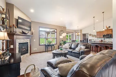 889 W Hubble Lane, Appleton, WI 54913 - Photo 14