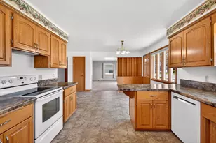 2101 Welhouse Dr, Kaukauna, WI 54130 - Photo 14