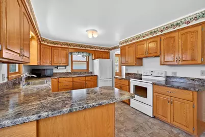 2101 Welhouse Drive, Kaukauna, WI 54130 - Photo 10