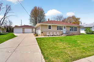 2101 Welhouse Dr, Kaukauna, WI 54130 - Photo 2