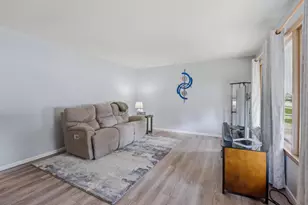 920 London St, Menasha, WI 54952 - Photo 6
