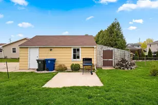 817 Elm St, De Pere, WI 54115 - Photo 42