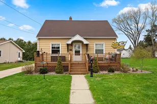 817 Elm St, De Pere, WI 54115 - Photo 48