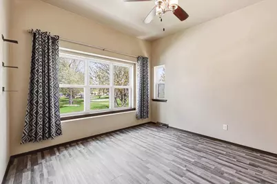304 N Van Buren Street, Green Bay, WI 54301 - Photo 12