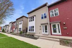 304 N Van Buren St, Green Bay, WI 54301 - Photo 2