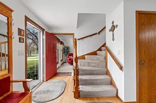 809 Spooner Ct, De Pere, WI 54115 - Photo 4