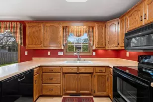 809 Spooner Ct, De Pere, WI 54115 - Photo 18