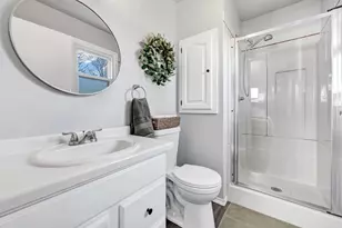 2658 Greenbrier Rd, Green Bay, WI 54311 - Photo 14