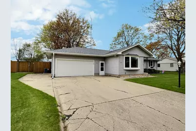 425 Glendale Avenue, Oshkosh, WI 54901 - Photo 16