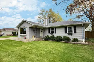 425 Glendale Ave, Oshkosh, WI 54901 - Photo 20