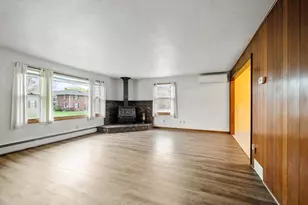 1041 6th St, De Pere, WI 54115 - Photo 6