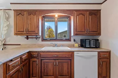 2218 Town Hall Road, Green Bay, WI 54311 - Photo 14