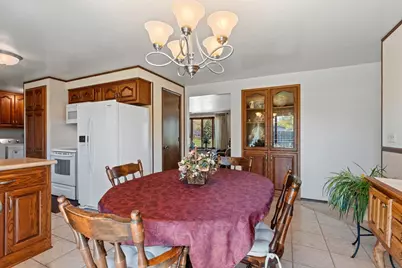 2218 Town Hall Road, Green Bay, WI 54311 - Photo 10