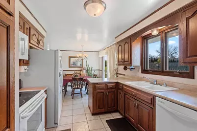2218 Town Hall Road, Green Bay, WI 54311 - Photo 16
