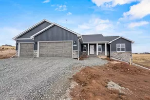 W225 Sunset View Circle, Kaukauna, WI 54130 - Photo 4
