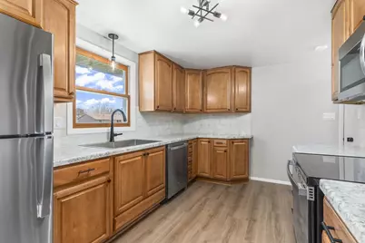 838 Marydale Drive, Green Bay, WI 54313 - Photo 6