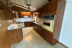 350 Kleeman Ct, Shawano, WI 54166 - Photo 4
