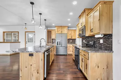 3515 Mayapple Drive, Green Bay, WI 54311 - Photo 8