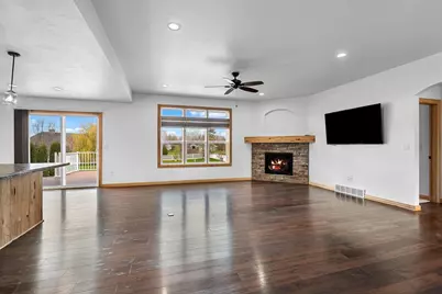 3515 Mayapple Drive, Green Bay, WI 54311 - Photo 4