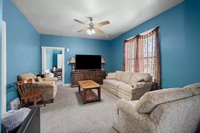 867 Shawano Avenue, Green Bay, WI 54303 - Photo 4