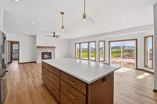 264 Kerrigan Dr, Wrightstown, WI 54180 - Photo 14