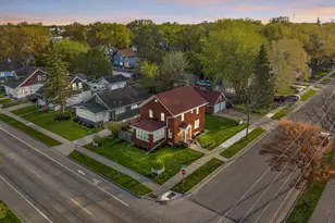 1305 Lawrence St, Appleton, WI 54914 - Photo 58
