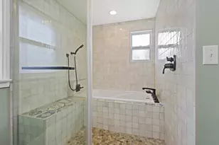 1305 Lawrence St, Appleton, WI 54914 - Photo 30