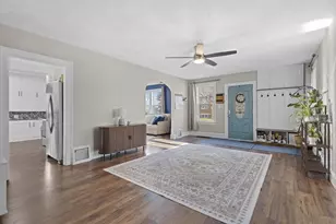 1305 Lawrence St, Appleton, WI 54914 - Photo 10