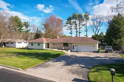 929 Edgewood Circle, Marinette, WI 54143 - Photo 1
