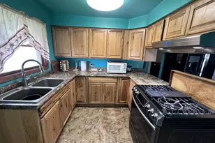 124 Cecil St, Neenah, WI 54952 - Photo 14