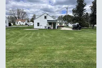 124 Cecil Street, Neenah, WI 54952 - Photo 8