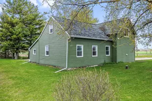4335 Depere Rd, Denmark, WI 54208 - Photo 2