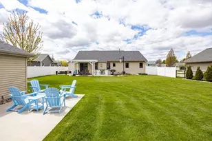 N1734 Hot Springs Ct, Greenville, WI 54942 - Photo 38