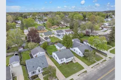 649 Indiana Avenue, West Bend, WI 53095 - Photo 4
