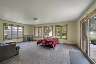 1318 Oregon St, Green Bay, WI 54303 - Photo 16