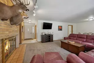 1318 Oregon St, Green Bay, WI 54303 - Photo 8