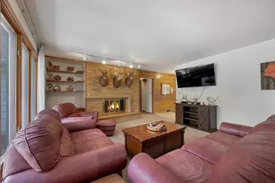 1318 Oregon Street, Green Bay, WI 54303 - Photo 4