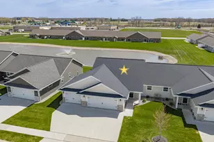 829 Sharon Ln, Pulaski, WI 54162 - Photo 42