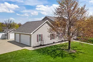 W5894 Sweet Clover Dr, Appleton, WI 54915 - Photo 54
